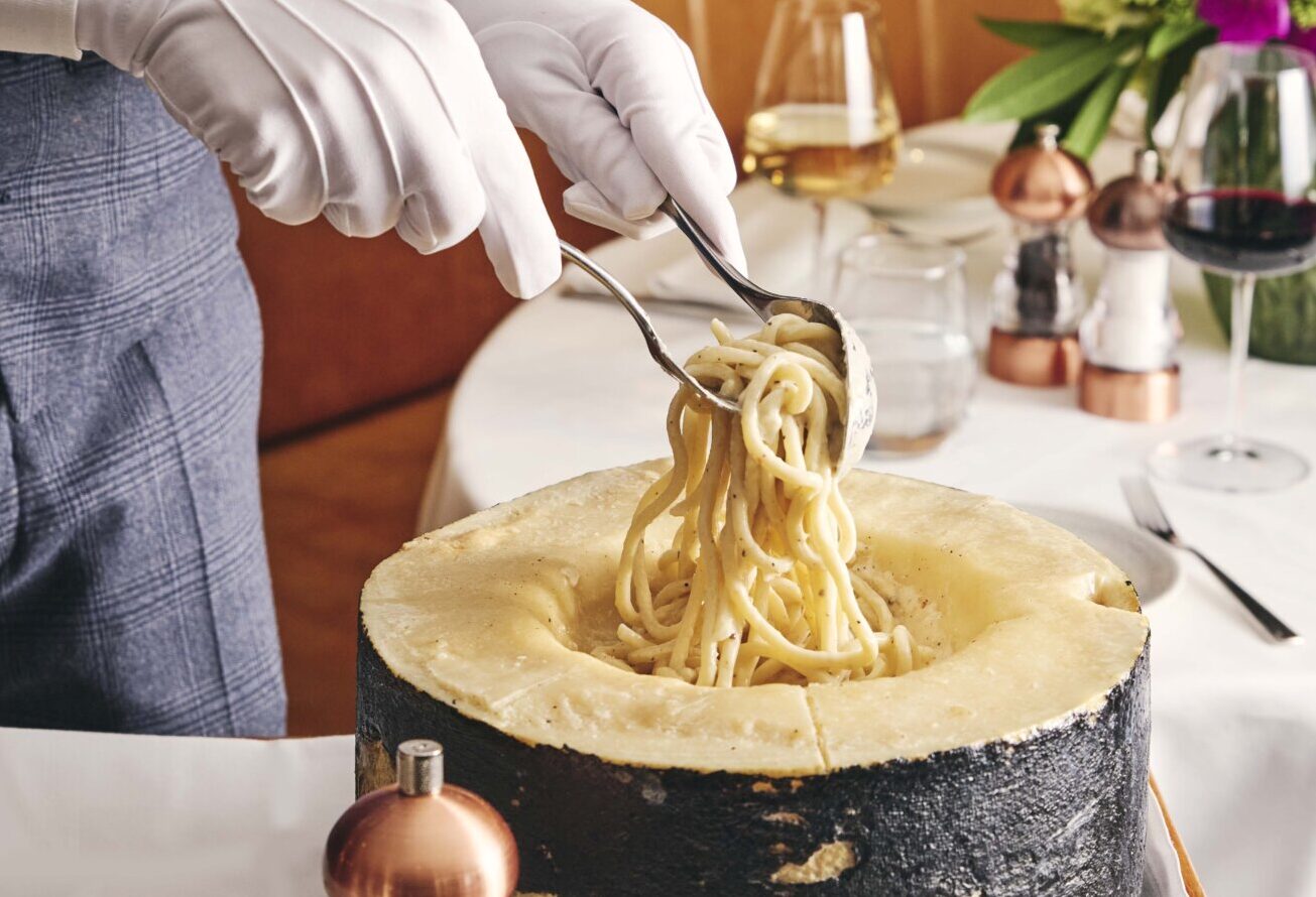 Cacio e Pepe Tableside